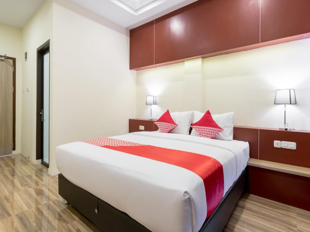 Oyo 727 Merlion Hotel Medan Eksteriør billede
