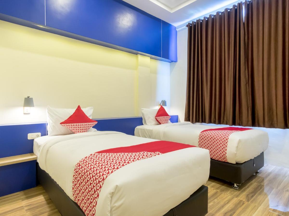 Oyo 727 Merlion Hotel Medan Eksteriør billede
