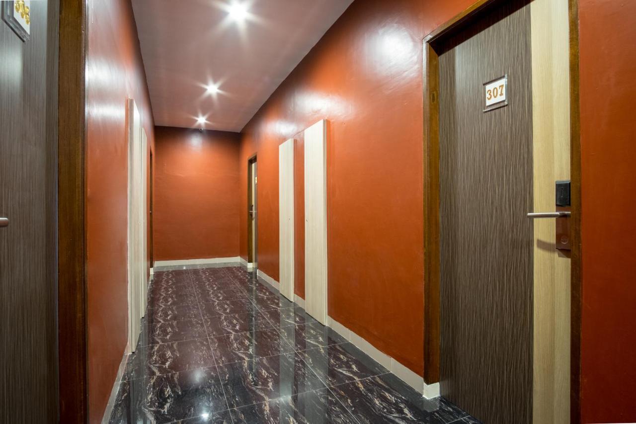 Oyo 727 Merlion Hotel Medan Eksteriør billede