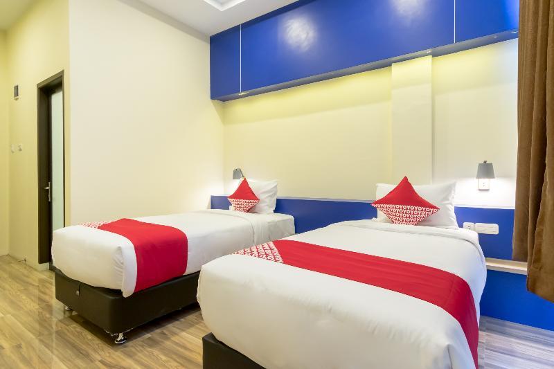 Oyo 727 Merlion Hotel Medan Eksteriør billede